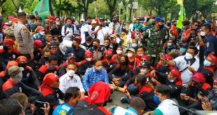 Langkah Gubernur Anies Baswedan Untuk Meningkatkan Upah Minimum Provinsi DKI Jakarta